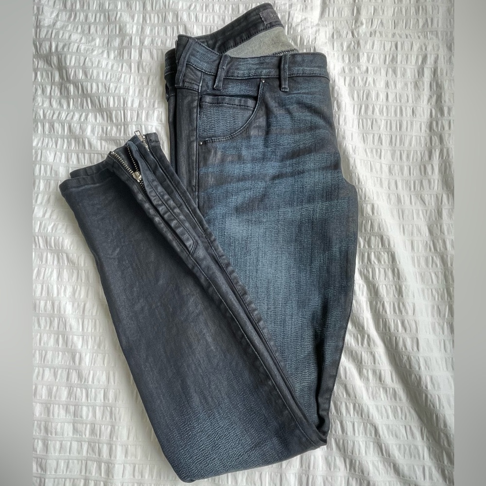 NWOT GUESS Los Angeles RARE Mid Rise Skinny Jeans Indigo